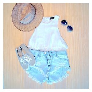 Etiquette Boutique Flowy Crop Top